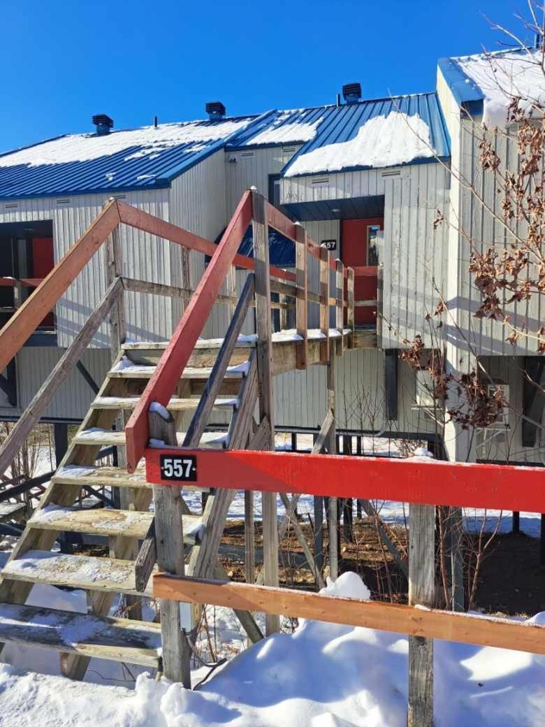 Superbe Condo Face Aux Pentes De Ski Stoneham!!! المظهر الخارجي الصورة